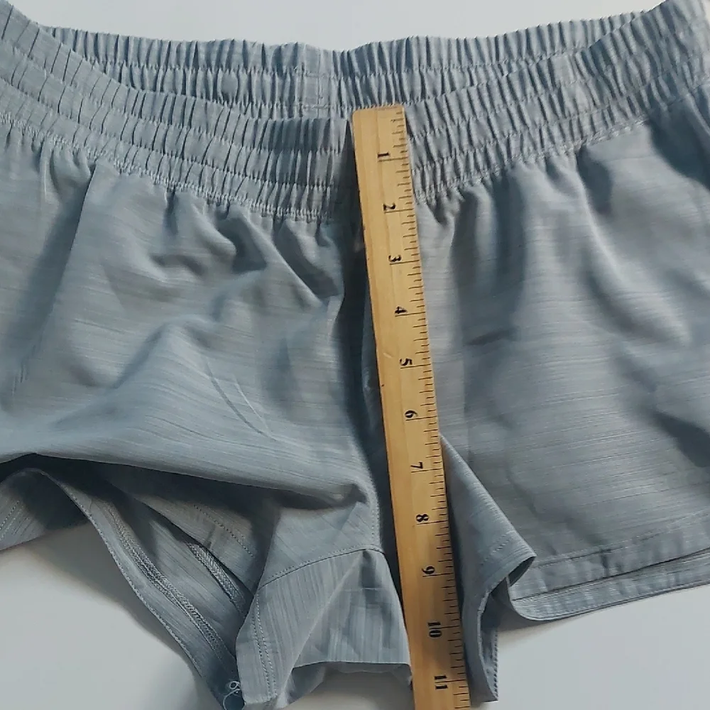 adidas Gray Athletic Shorts Womens  Lightweight Moisture-Wicking‎ Size M